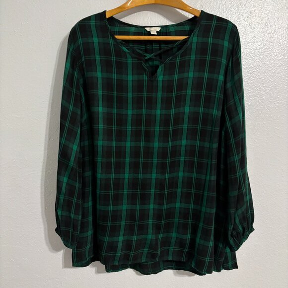 Cato EST 1946 Green Black Plaid Rayon Blouse 18/20W Crisscross Neck Top LS - Picture 1 of 11